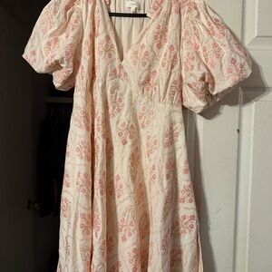 Women’s dress size L